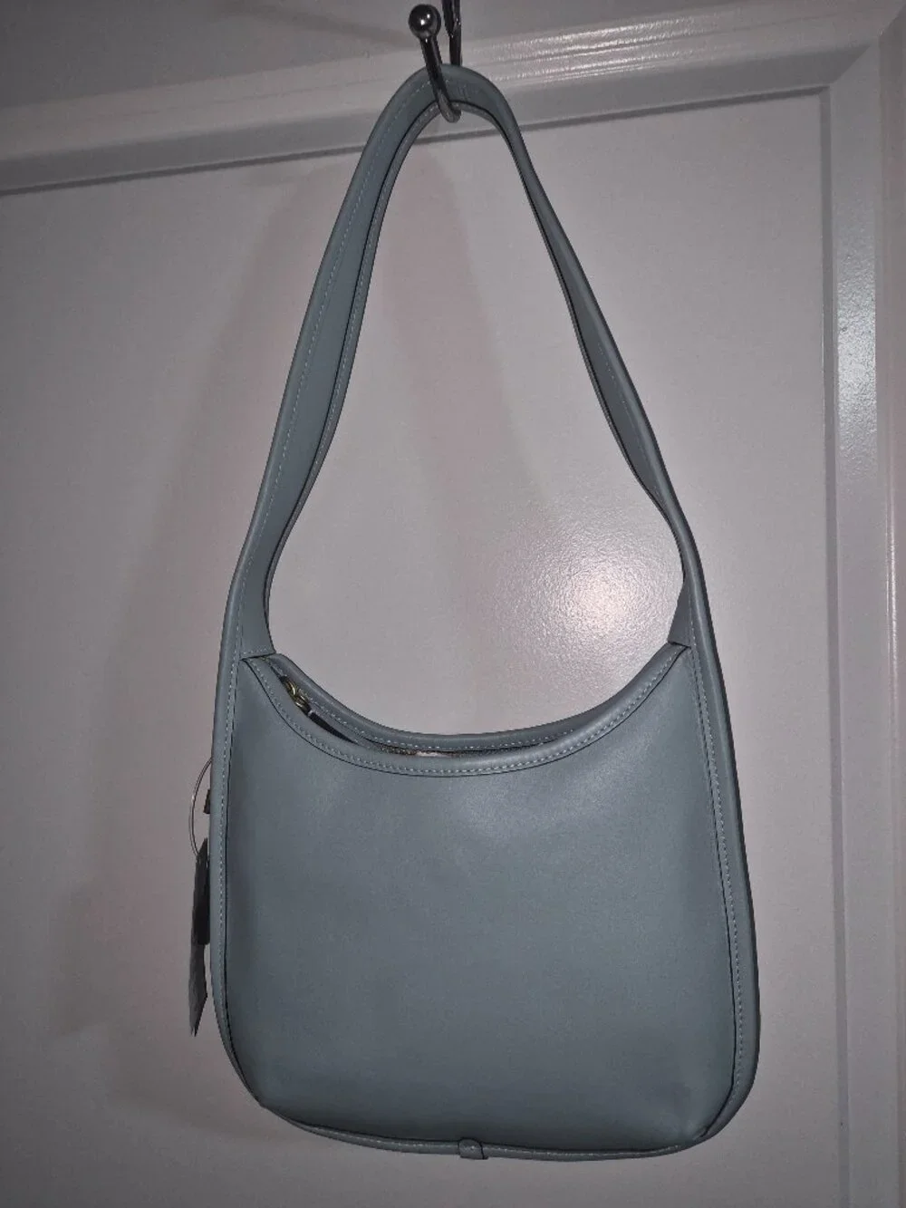 NWT Coach Curve Zip